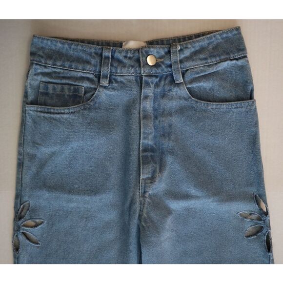 Tach x Free People Sz XS Blue Jazmin Cut-Out Flower Embroidered Denim Jeans - Picture 5 of 12